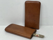 Load image into Gallery viewer, Charming vintage Art Deco  honey tan leather cigar case
