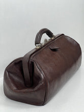 Load image into Gallery viewer, Superb antique Edwardian  chocolate brown leather Gladstone kit bag
