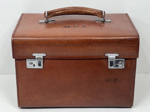 Stunning vintage top grain leather vanity train overnight case+ original tray