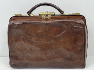 Charming antique Edwardian brown solid leather Gladstone doctor's bag