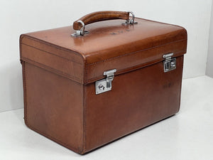 Stunning vintage top grain leather vanity train overnight case+ original tray