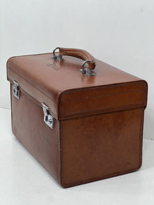 Stunning vintage top grain leather vanity train overnight case+ original tray