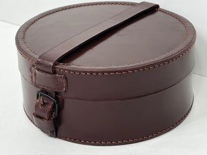 Fantastic vintage brown  leather circle travelling collar trinket box