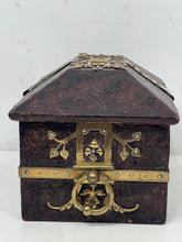 Load image into Gallery viewer, UNUSUAL vintage antique Spanish leather &amp; brass cigar casket / box humidor + KEY

