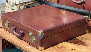 vintage leather & brass top quality sample / ART suitcase with superb PATINA 20