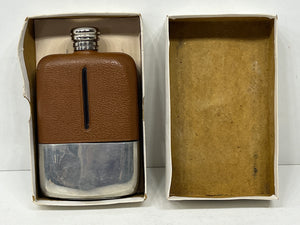 Beautiful vintage leather NEW OLD STOCK BOXED hunting shooting hip flask C.1930