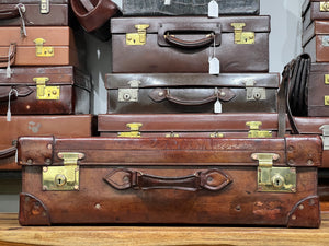 the BEST heavy leather BEAUTIFULLY PATINATED william whiteley motoring suitcase