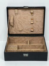 Load image into Gallery viewer, vintage dark green oak grain leather sewing / jewellery trinket box
