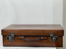 Load image into Gallery viewer, BEST PATINA unique vintage honey tan Leather weekend motoring travel suitcase
