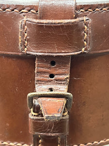 Vintage leather travelling collar jewellery trinket storage  box