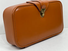 Load image into Gallery viewer, Beautiful vintage leather cowhide vanity travel cosmetic case AMAZING LEATHER
