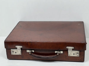 Fantastic vintage brown  top grain leather classical suitcase briefcase