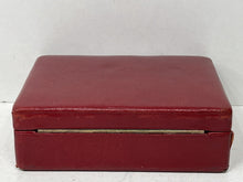 Load image into Gallery viewer, Charming vintage vibrant red oak grain leather jewellery trinket RING box c.1900

