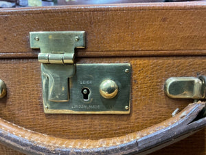 beautiful miniature vintage leather suitcase jewellery watch vanity box / case