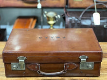 Load image into Gallery viewer, LARGE VINTAGE LEATHER EXECUTIVE BRIEFCASE SMALL SUITCASE
