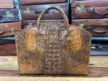 Load image into Gallery viewer, BEAUTIFUL VINTAGE HORNBACK BLONDE CROCODILE SKIN LEATHER HOLD ALL BAG SUITCASE
