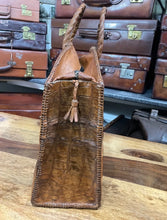 Load image into Gallery viewer, BEAUTIFUL VINTAGE HORNBACK BLONDE CROCODILE SKIN LEATHER HOLD ALL BAG SUITCASE
