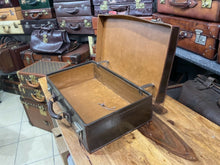 Load image into Gallery viewer, vintage top quality brown leather travel suitcase with key nice size
