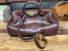 Load image into Gallery viewer, Vintage Antique Oak Grain Leather Bankers Bullion Gladstone Bag 1900
