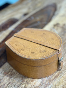 Vintage antique Tan Leather Travelling Collar jewellery/watch/vanity/trinket box
