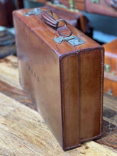 Load image into Gallery viewer, LARGE VINTAGE LEATHER EXECUTIVE BRIEFCASE SMALL SUITCASE
